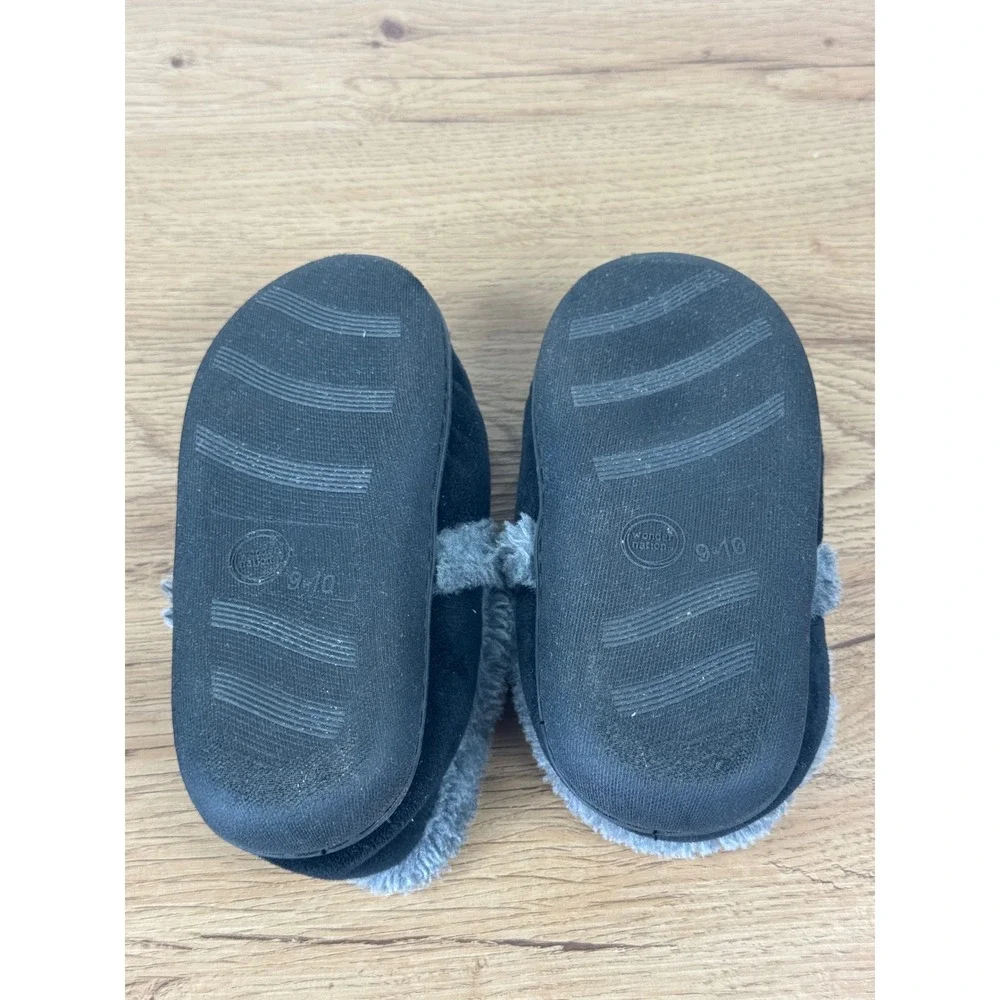 Wonder Nation Dinosaur Slippers Kids Size 9-10 Black Faux Fur Sombrero SAURUS